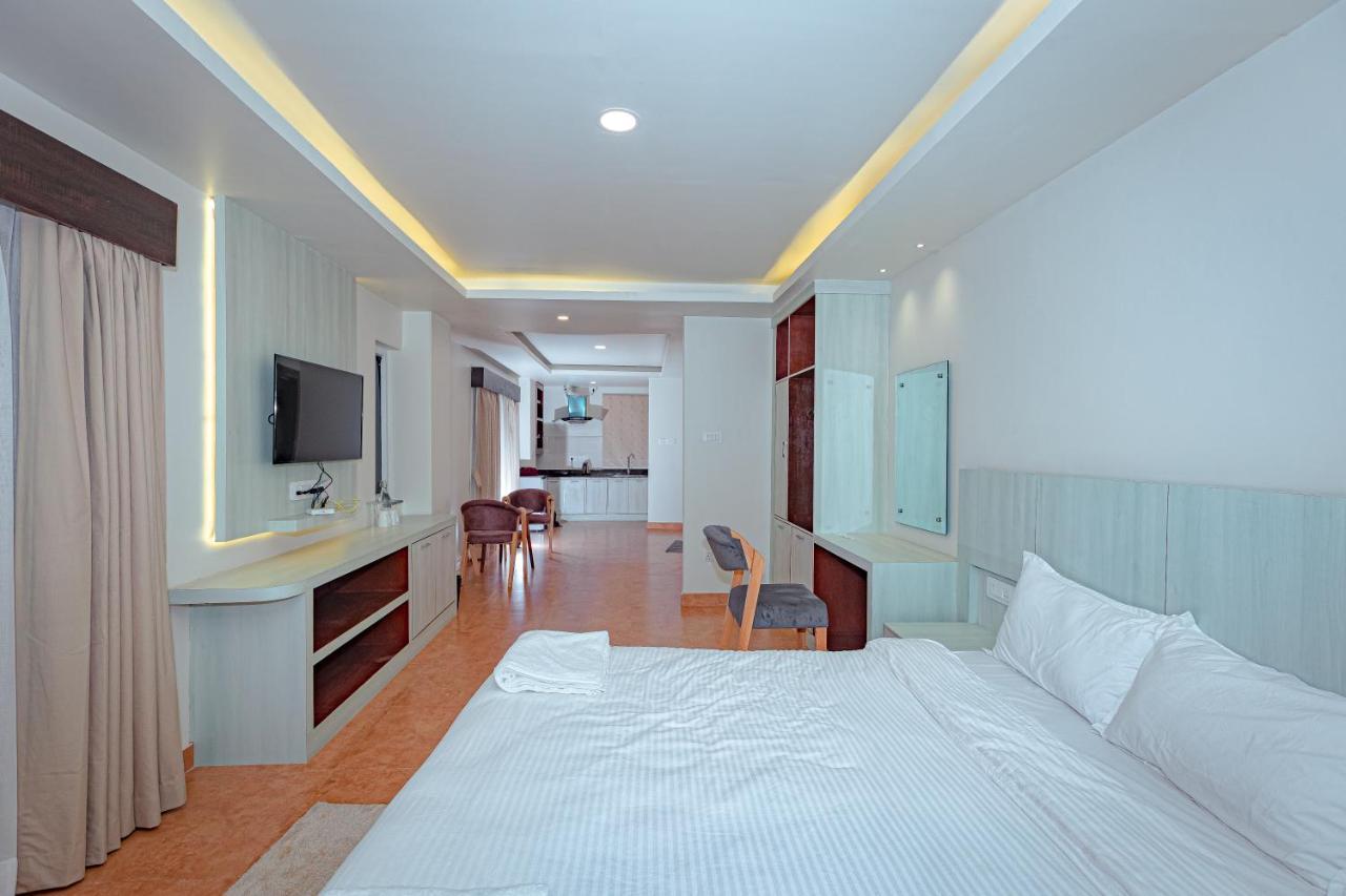 Poms Penthouse Apartment Pokhara Bagian luar foto