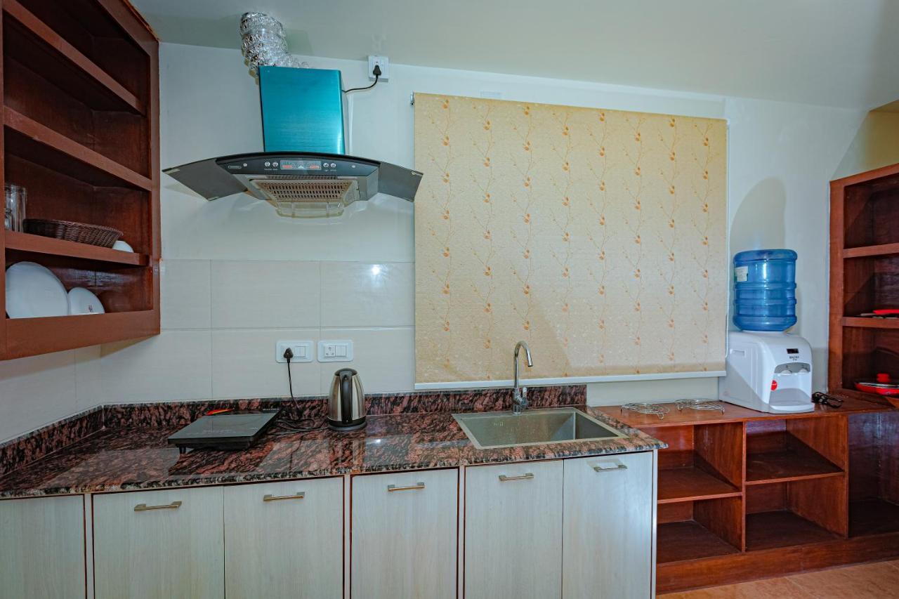 Poms Penthouse Apartment Pokhara Bagian luar foto